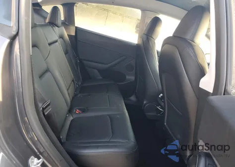 2023 Tesla Model Y из США, поврежденный, VIN 7SAYGDEE8PF928616